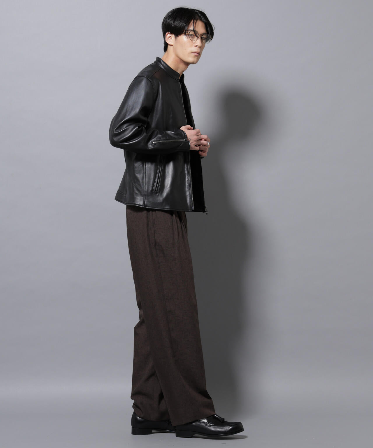 バンドカラーレザーシングルライダースジャケット