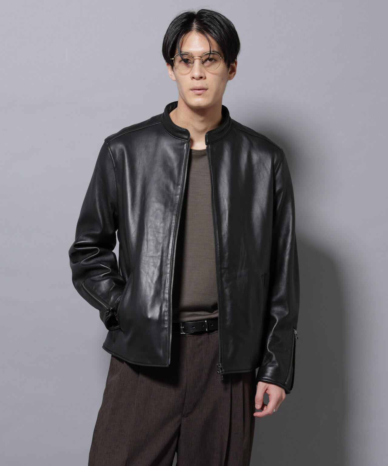 バンドカラーレザーシングルライダースジャケット