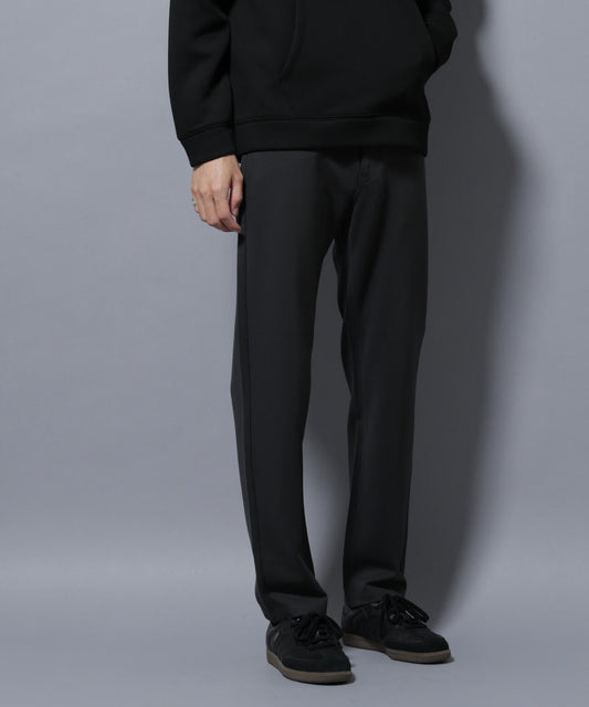 5P テーパードパンツ